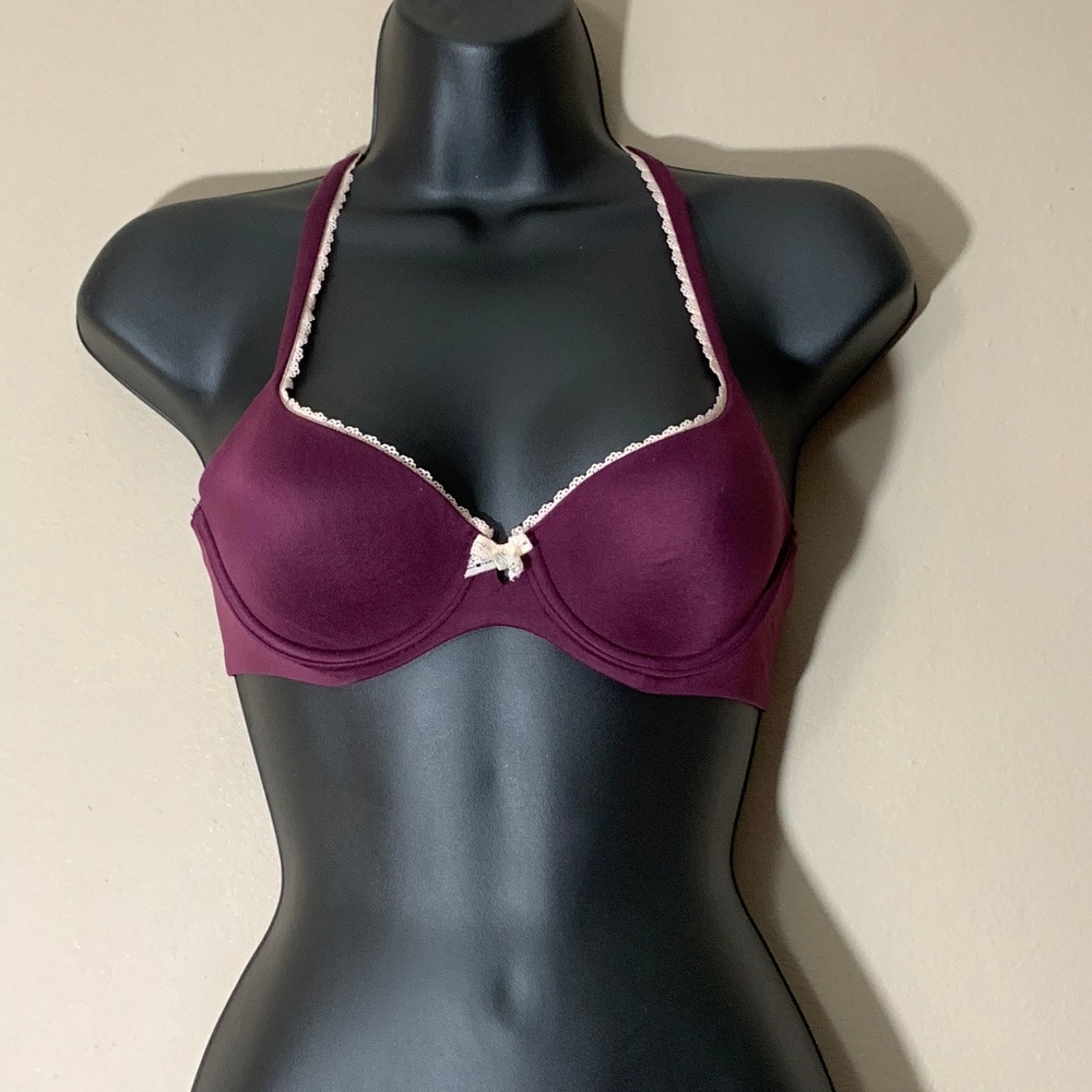 Victoria's Secret sz32B new bra